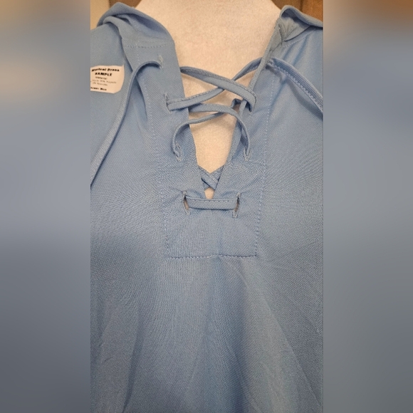 HIHO Maricel UPF 50 Tie Front Hooded Dress In Serenity Blue. Size S NWOT - Picture 9 of 13